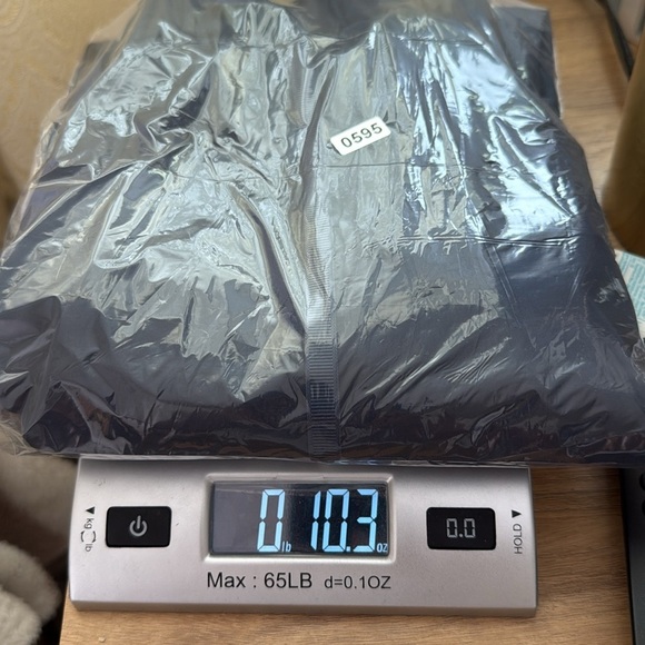 Lululemon Navy Blue Straight Leg Pant - Picture 6 of 6